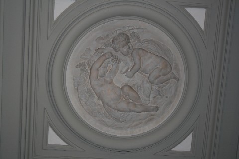 bot82.jpg (27984 octets)