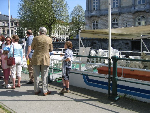 lys001.JPG (95390 octets)